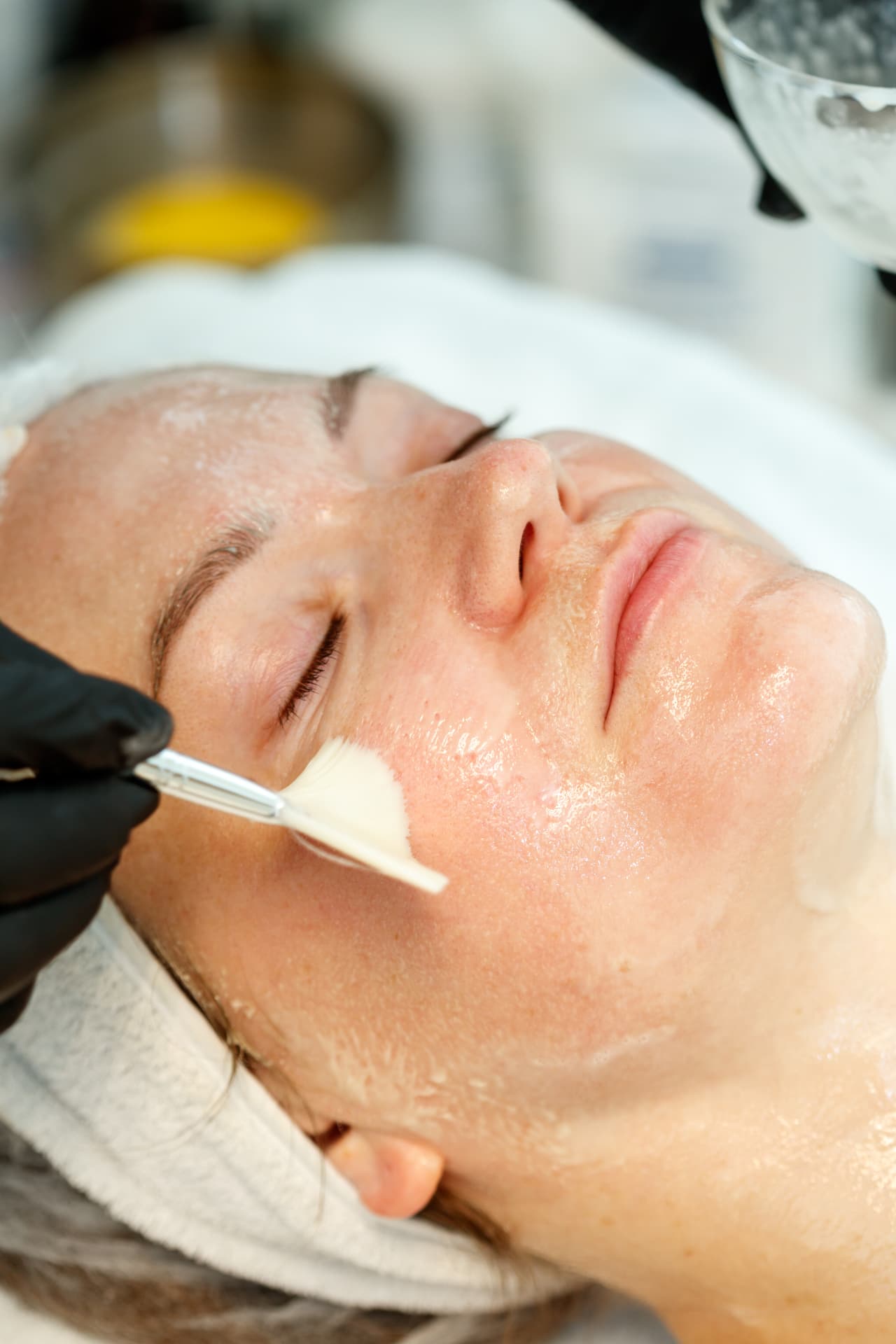 Laser skin treatment room at FAYY Health One Central Dubai